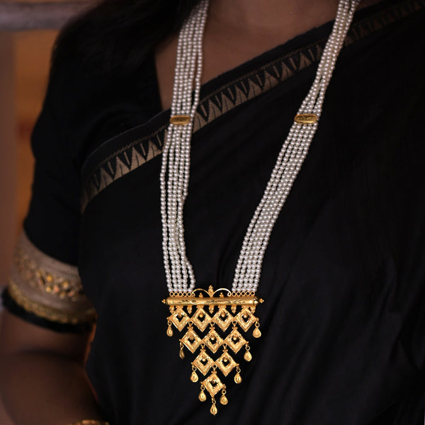 Barfi Bagan - White Beaded Sitahar Set - BRISHNI