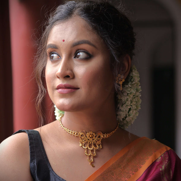 Floral Wing Jhalor Choker Set - BRISHNI