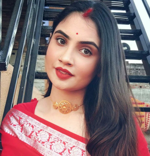 Trichakra Kanthi With Small Studs - BRISHNI