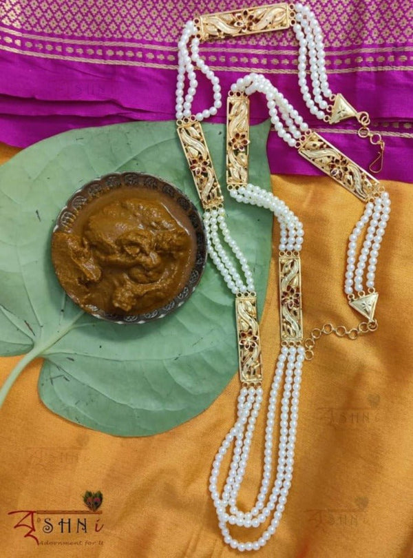 White Beaded Chatai Necklace Set - BRISHNI