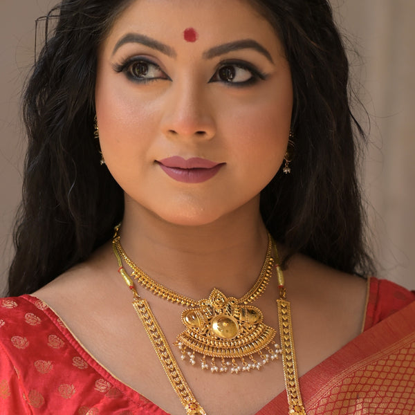 Devanshi - Paisley Motif Necklace Set