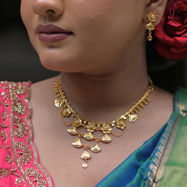 Praditi - Jhalor Necklace Set