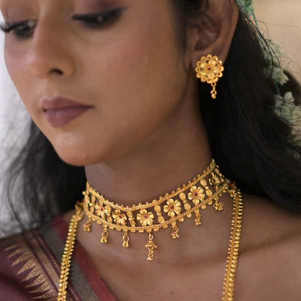 Mina Drop Nayantara Belt Choker Set