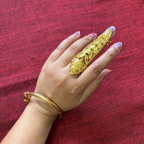 Lia Cocktail Finger Ring - BRISHNI