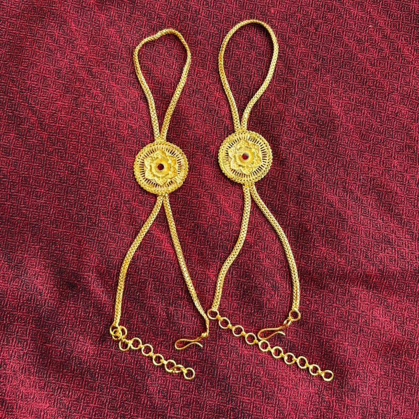 Middle Hexagon Ratan Chur - Haath Phool - Two Pieces - BRISHNI