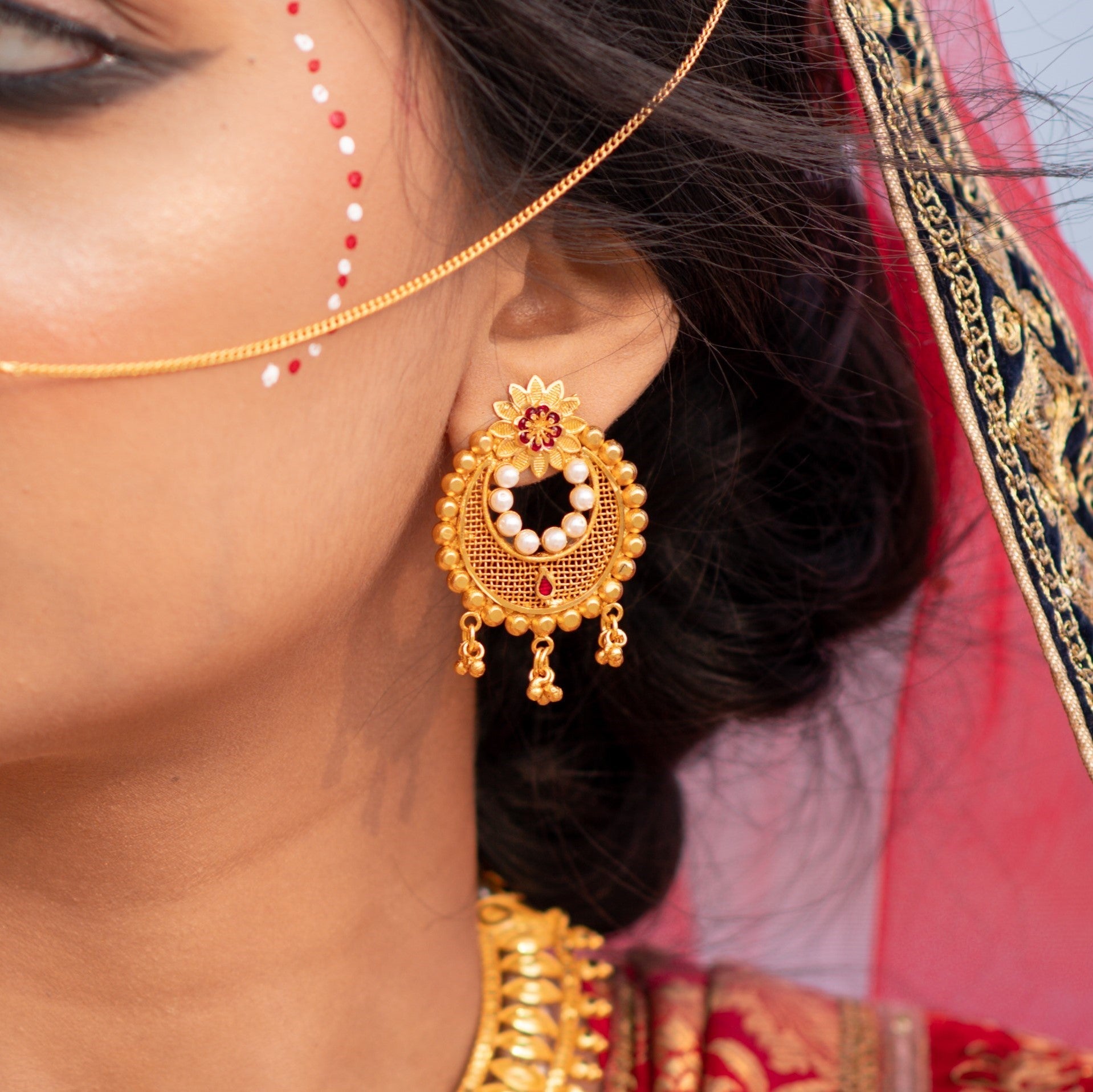 Kshiti Small Kanbala Earrings