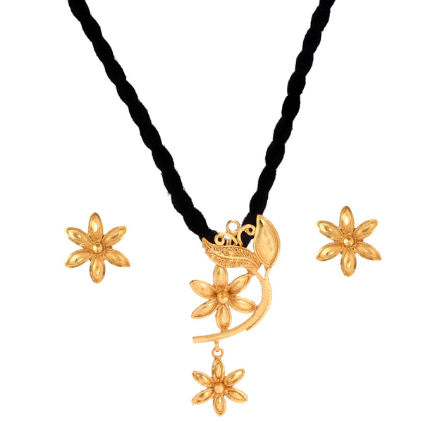 Tagar Drop Locket Tassel Set - BRISHNI