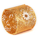 White Mina Flower Glass Chur - BRISHNI